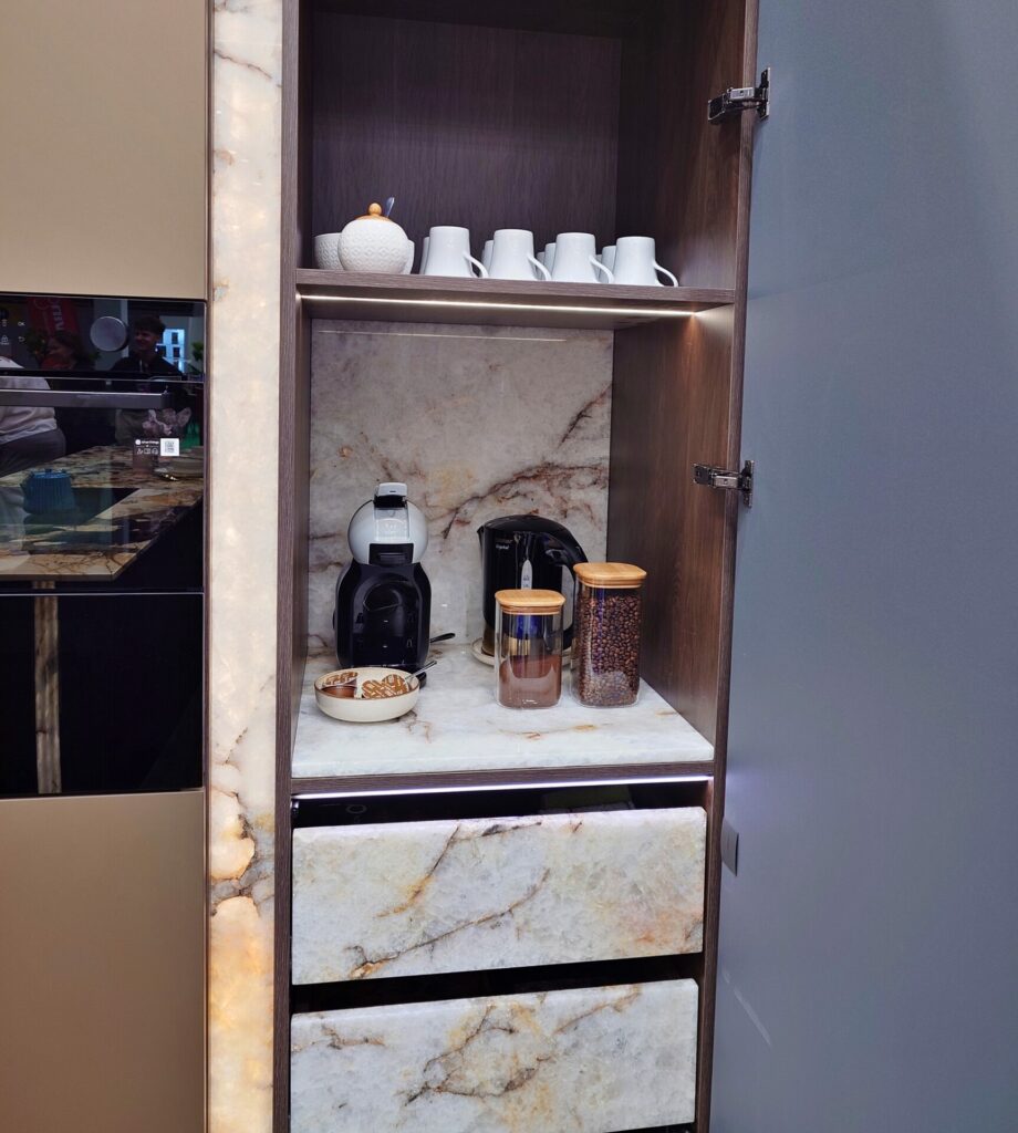 Nowości z Targów Warsaw Home - Fronty szuflad z marmuru