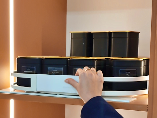 Wbudowana taca obrotowa